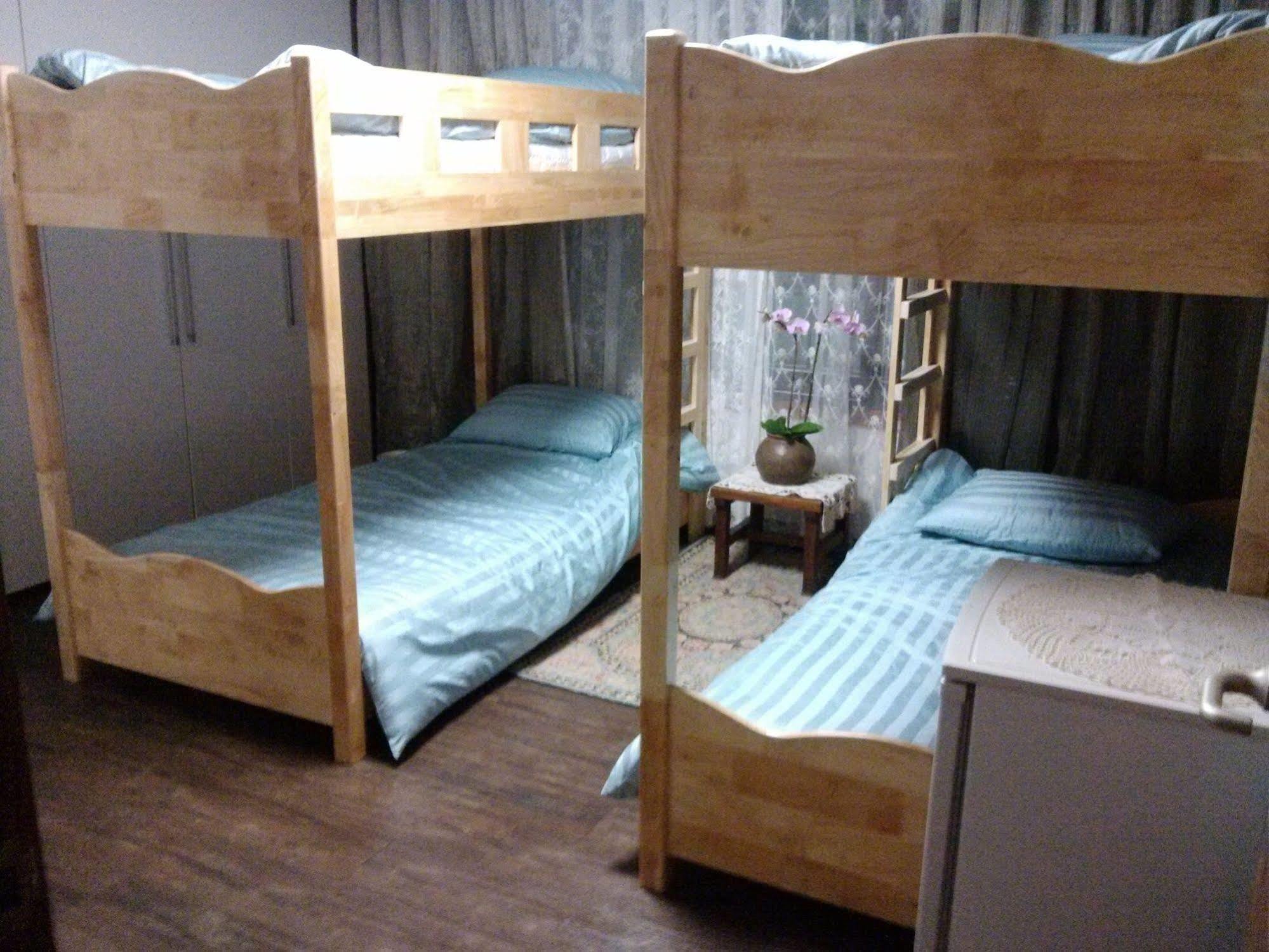 K Star Road Guesthouse - Hostel Seul Esterno foto